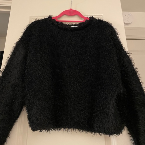 Zara Sweaters - ZARA FUZZY BLACK SWEATER